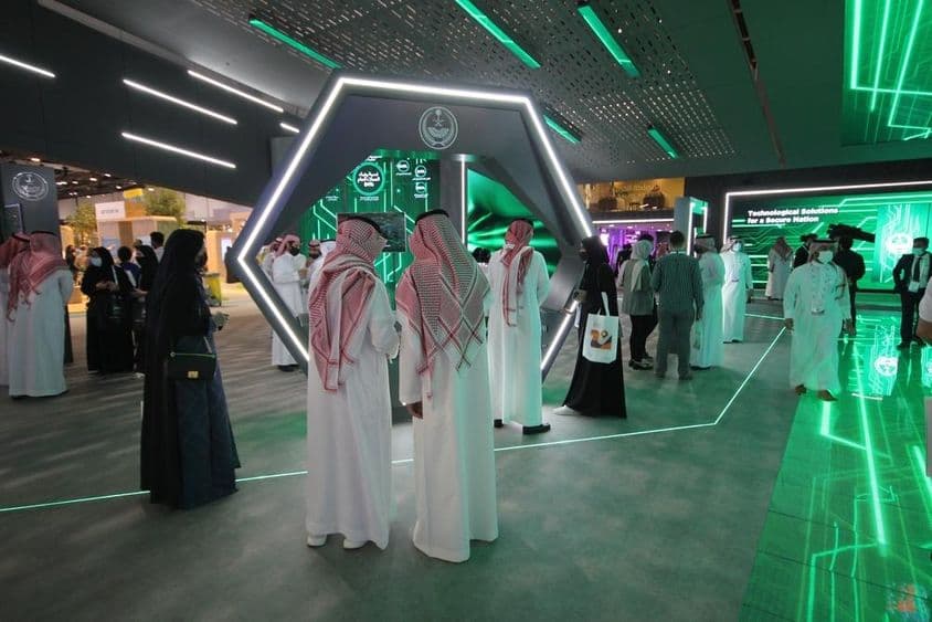 Bürger der Emirate bei der Gitex-Ausstellung sichtbar.
