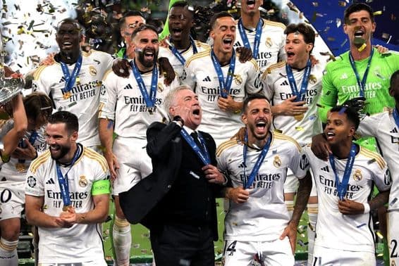Real Madrid feiern nach einem Siegspiel.