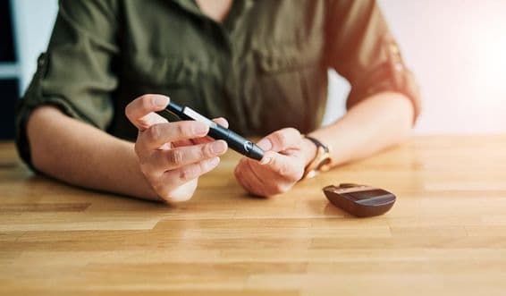 Diabetes, Finger-Monitor.