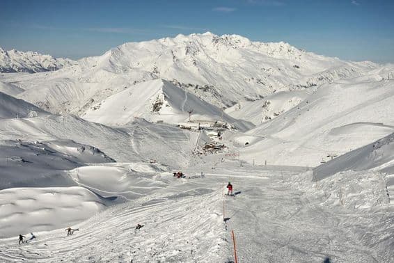 Skihang in den französischen Alpen.