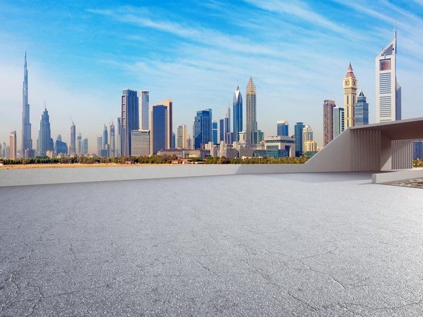 Wolkenkratzer im Hintergrund von Dubai!