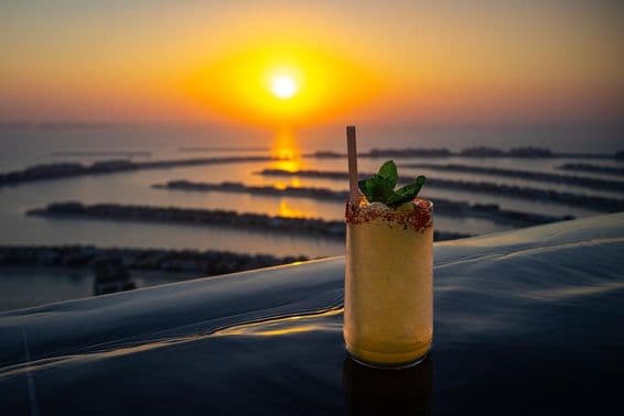 Dubai AURA Skypool.