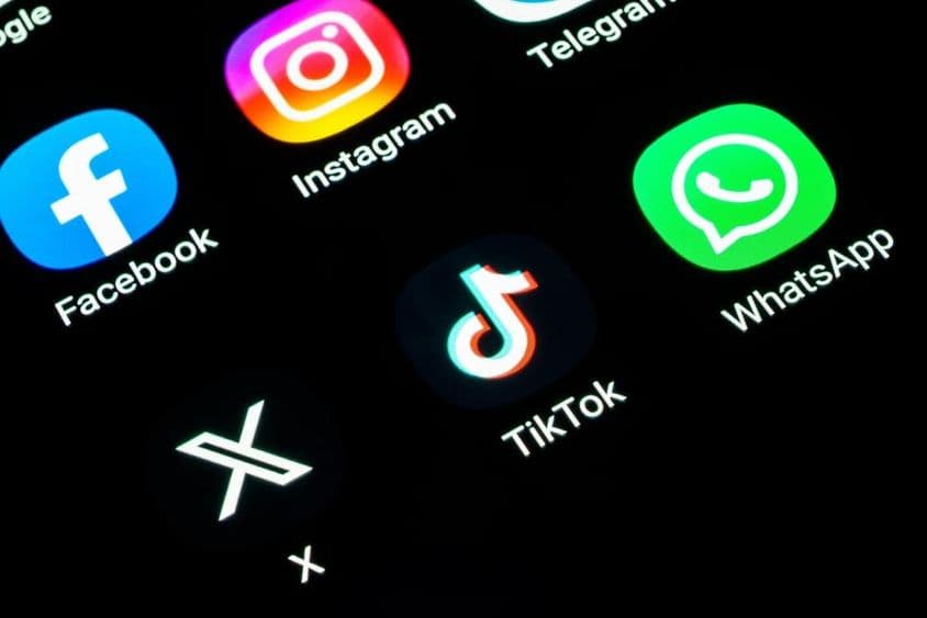 Soziale Netzwerke auf einem Handy.