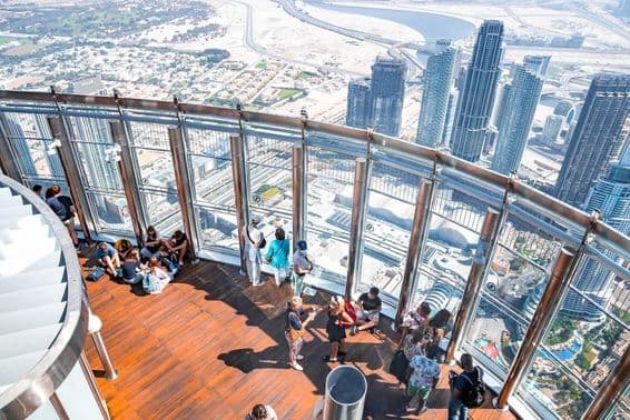 Ausblick vom 124. Stockwerk des Burj Khalifa.