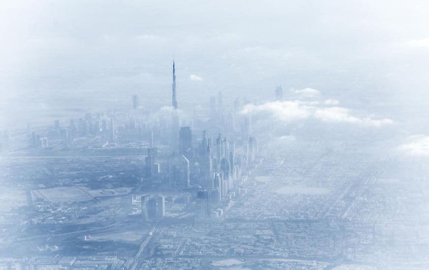 Dubai-Skyline, trübes Wetter.
