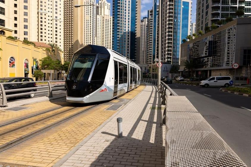 Dubai Straßenbahnwagen.