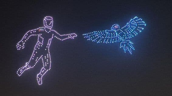 Drohnenshow auf Bluewaters Island, Dubai, Vereinigte Arabische Emirate.