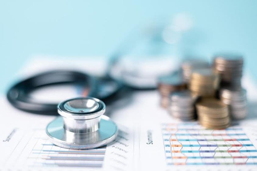 Krankenversicherung ist eine kluge finanzielle Entscheidung, um Gesundheitskosten zu sparen.