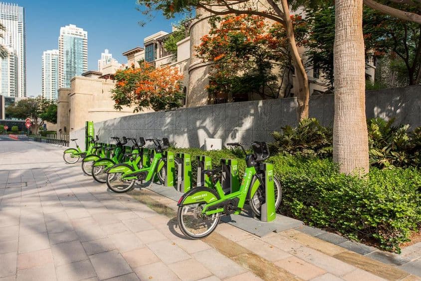 Careem-Fahrradverleih in der Innenstadt von Dubai.