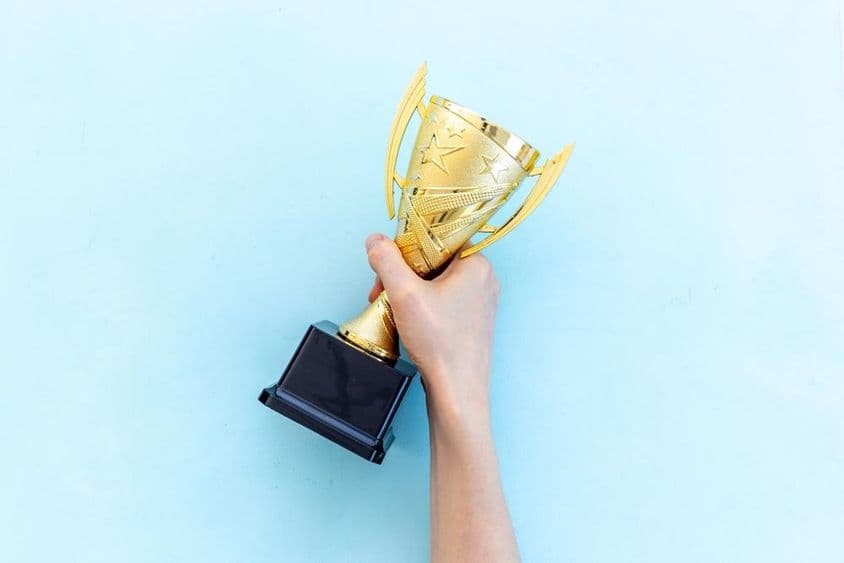 Goldene Trophäe, die dem Sieger des Finales verliehen wird.
