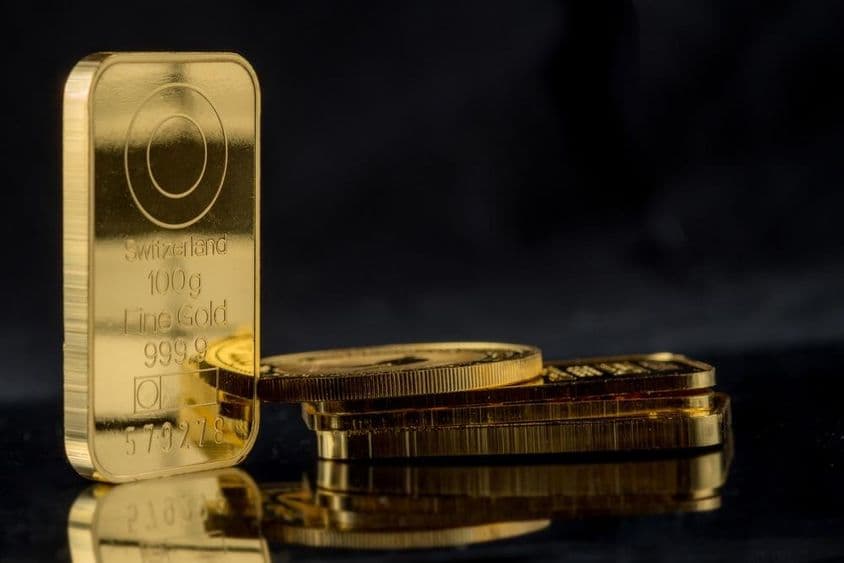 Goldbarren mit unterschiedlichen Gewichten.