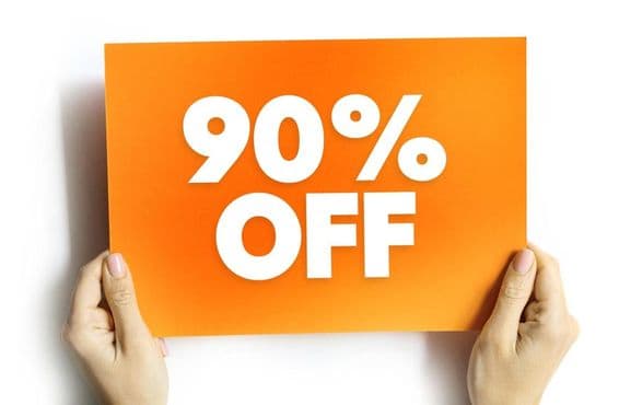 Erheblicher Rabatt, bei dem ein Produkt- oder Dienstleistungspreis um 90% reduziert wird.