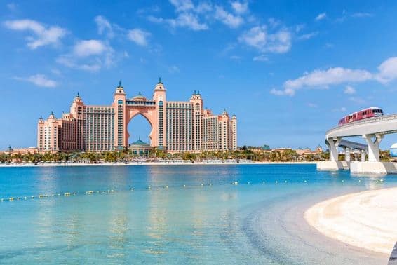 Dubai Atlantis Hotel auf einer künstlichen Insel.