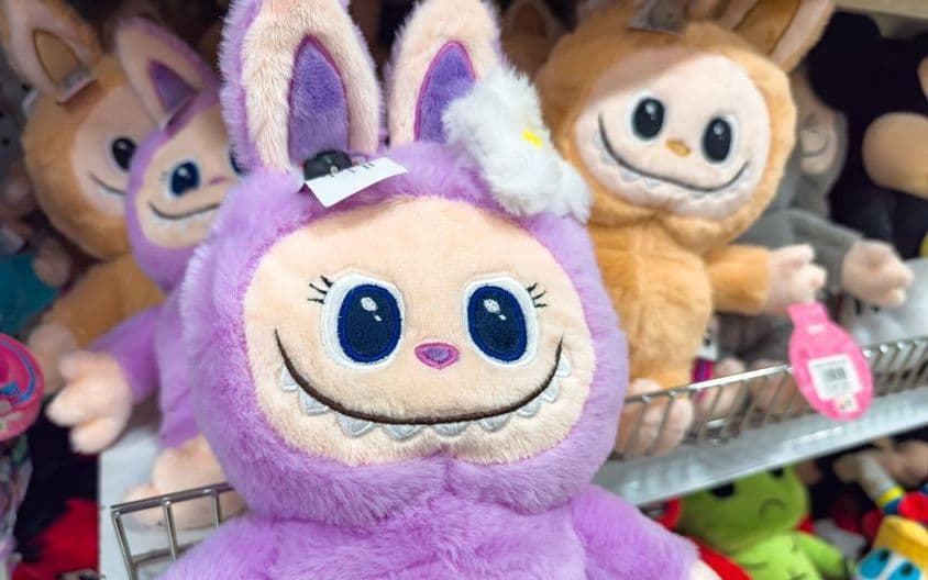 LABUBU Plüschspielzeuge bei Pop Mart's The Monsters.