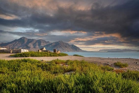 Schöne Küstenansicht von Fudschaira.