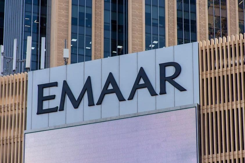 Gebäude von Emaar, einem emiratischen Immobilienentwickler, in Dubai Marina.