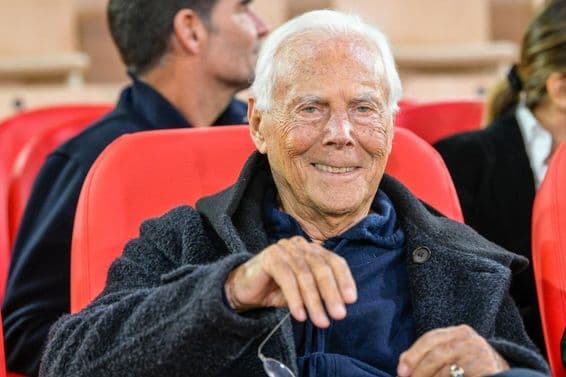 Giorgio Armani bei einem EuroLeague-Basketballspiel.