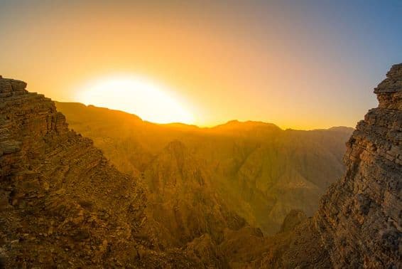 Sonnenaufgangslandschaft von Ras Al Khaimah, Vereinigte Arabische Emirate.