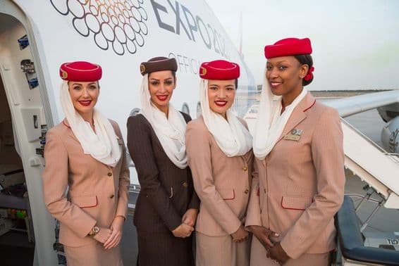 Kabinenbesatzungsmitglieder der Fluggesellschaft Emirates.