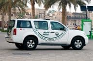 Ein Polizeiwagen aus Dubai auf Streife.