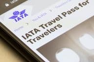 Die Einführungsseite des IATA-Reisepasses ist sichtbar.