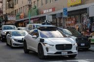 Waymo-Robotaxi in San Francisco Chinatown.