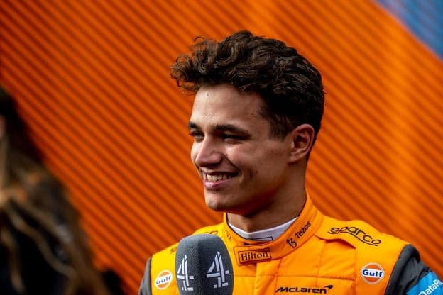 Lando Norris aus dem Vereinigten Königreich in den Farben des McLaren F1 Teams.