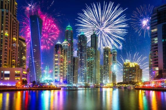 Neujahrsfeuerwerk in Dubai, Vereinigte Arabische Emirate.