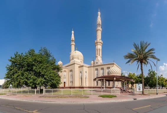 Die Jumeirah-Moschee in Dubai.
