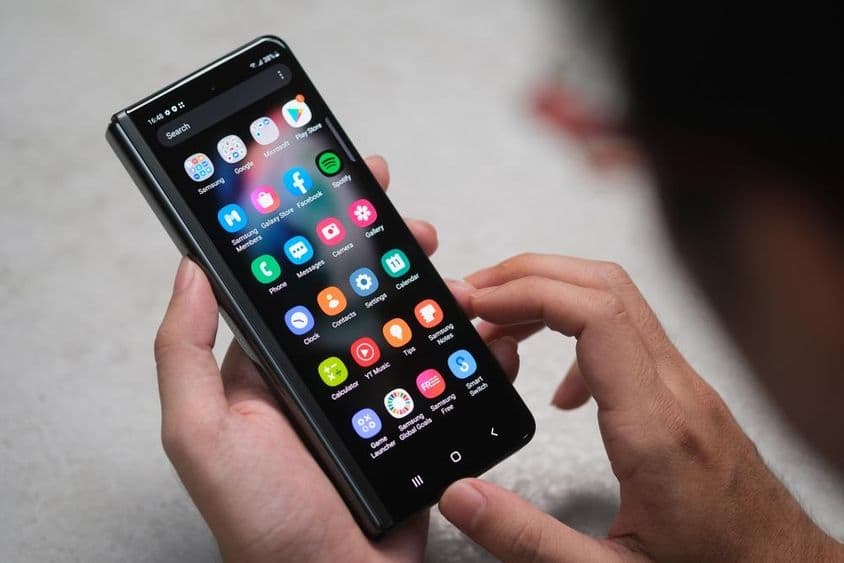 Samsung Galaxy Z Fold 3