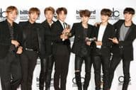 BTS im Presseraum der Billboard Awards 2017.