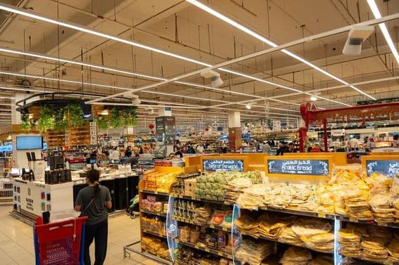 Carrefour Supermarkt in den Dubai Mall of Emirates.