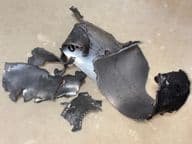 Teile von Raketentrümmern