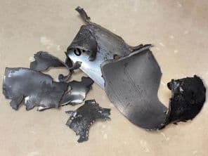 Teile von Raketentrümmern