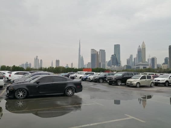 Ein seltener starker Regenfall in Dubai