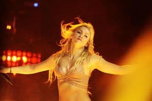 Shakira bei einem Auftritt in der Minsk Arena