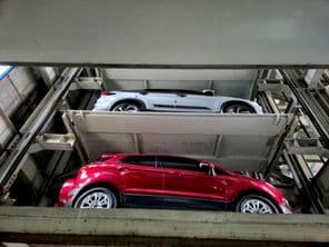 modernes automatisiertes mehrstöckiges Parkhaus